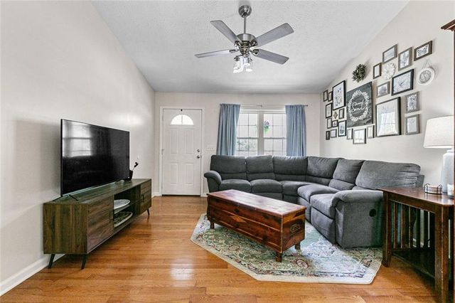 3705 Compton Woods Lane, Loganville, GA 30052