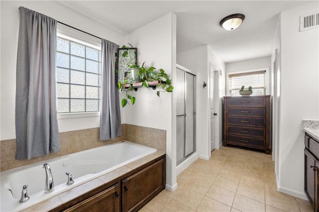 15409 Belmont Court, Basehor, KS 66007