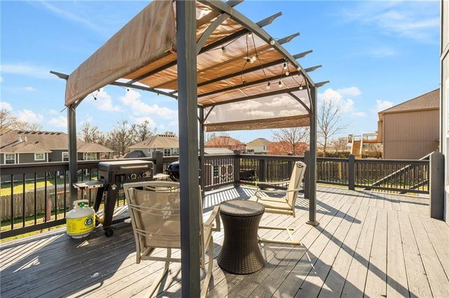 15409 Belmont Court, Basehor, KS 66007