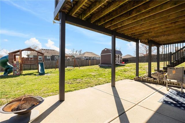 15409 Belmont Court, Basehor, KS 66007