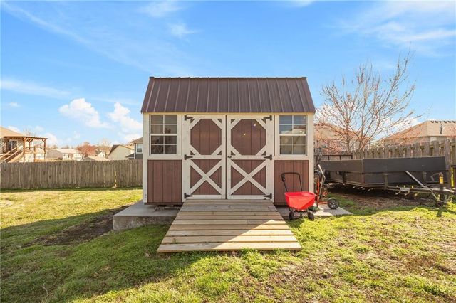 15409 Belmont Court, Basehor, KS 66007