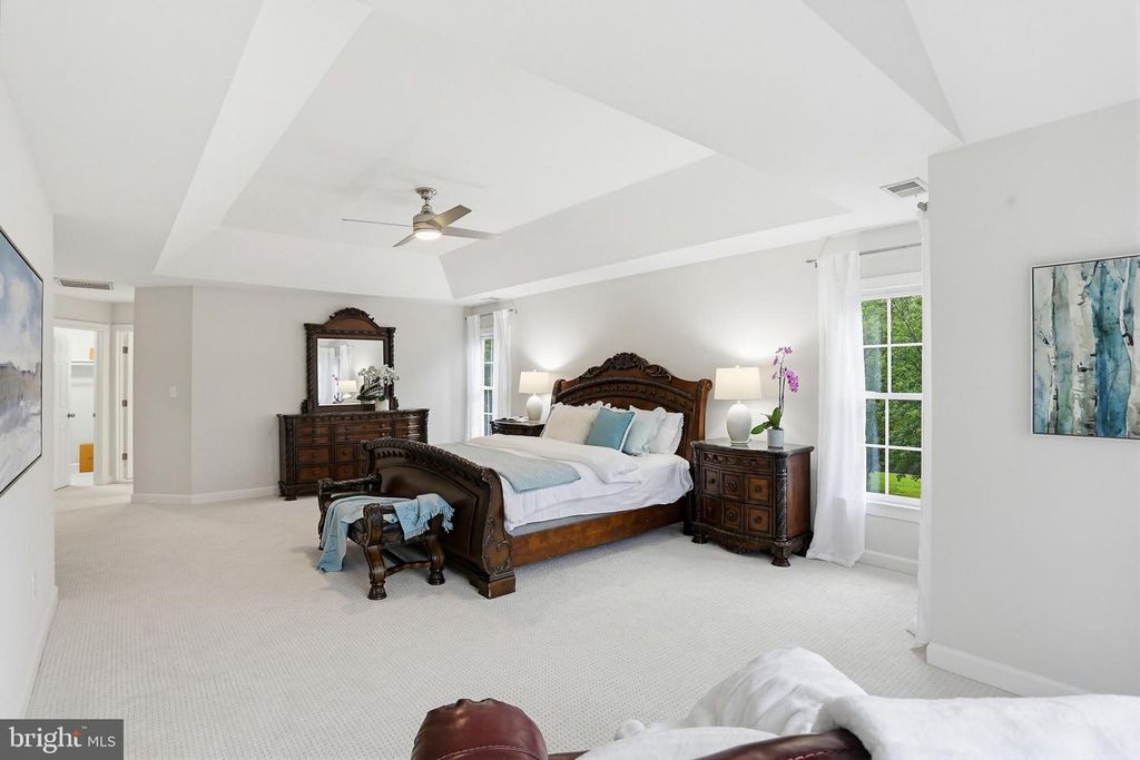 Image 25 of property listing at 16502 HARBOUR TOWN DR, Ashton, MD 20861