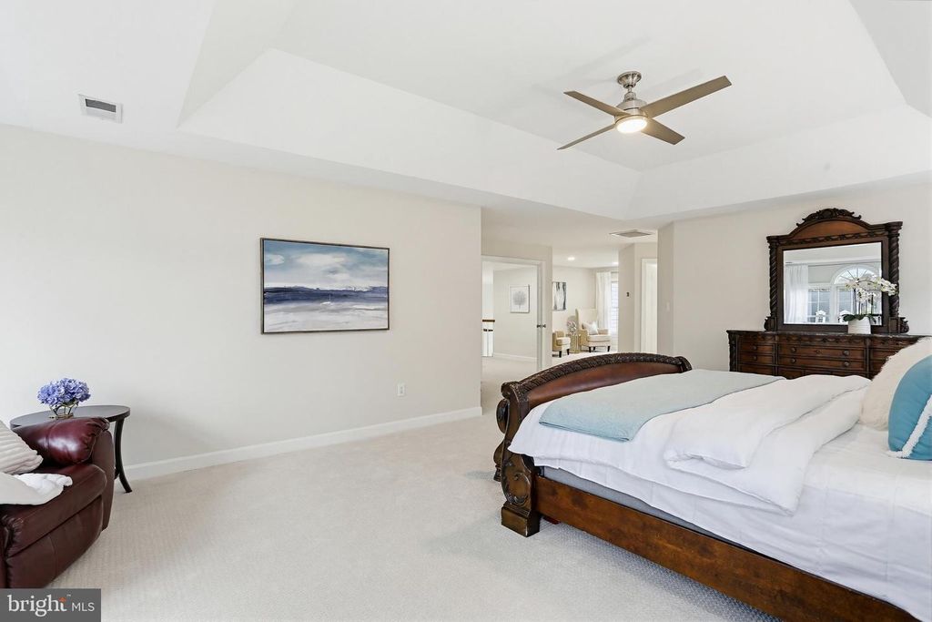 Image 27 of property listing at 16502 HARBOUR TOWN DR, Ashton, MD 20861