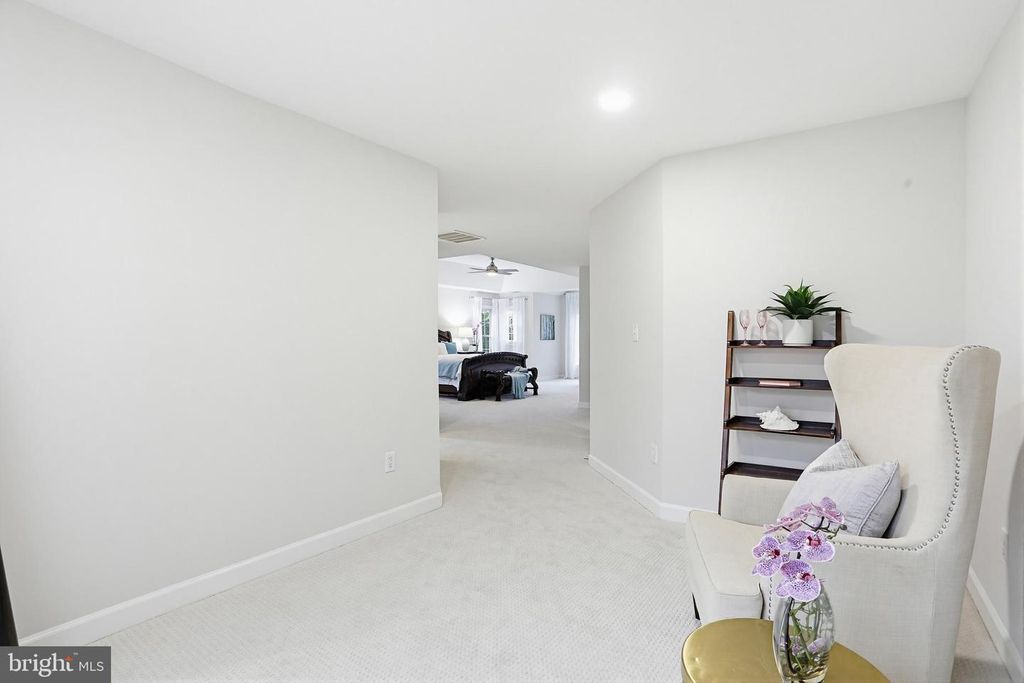 Image 28 of property listing at 16502 HARBOUR TOWN DR, Ashton, MD 20861