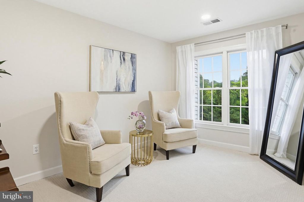 Image 29 of property listing at 16502 HARBOUR TOWN DR, Ashton, MD 20861