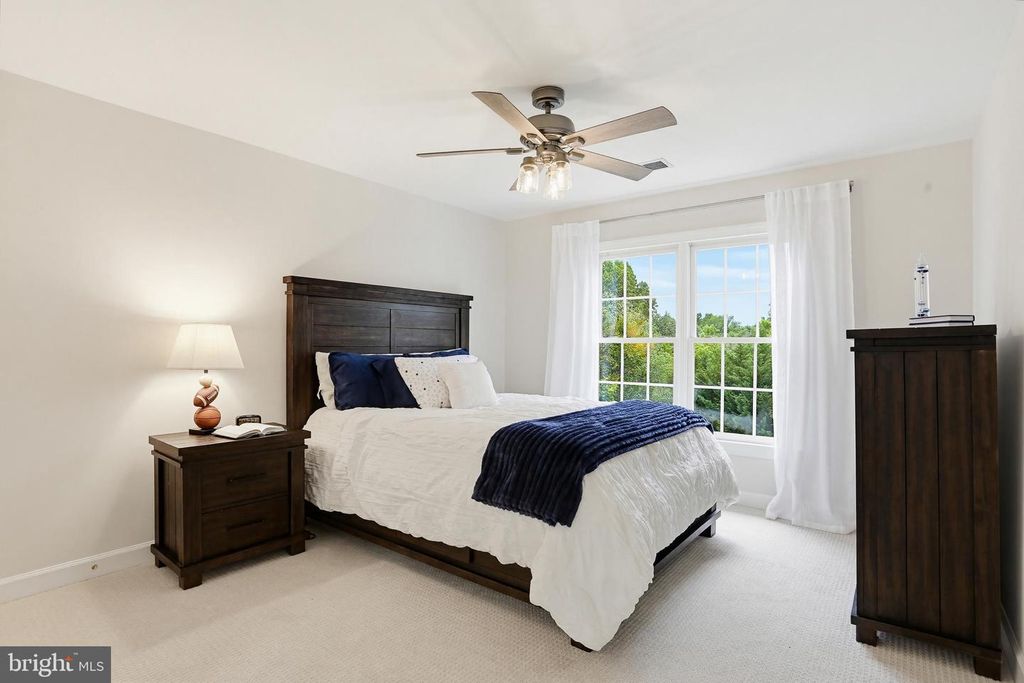 Image 39 of property listing at 16502 HARBOUR TOWN DR, Ashton, MD 20861