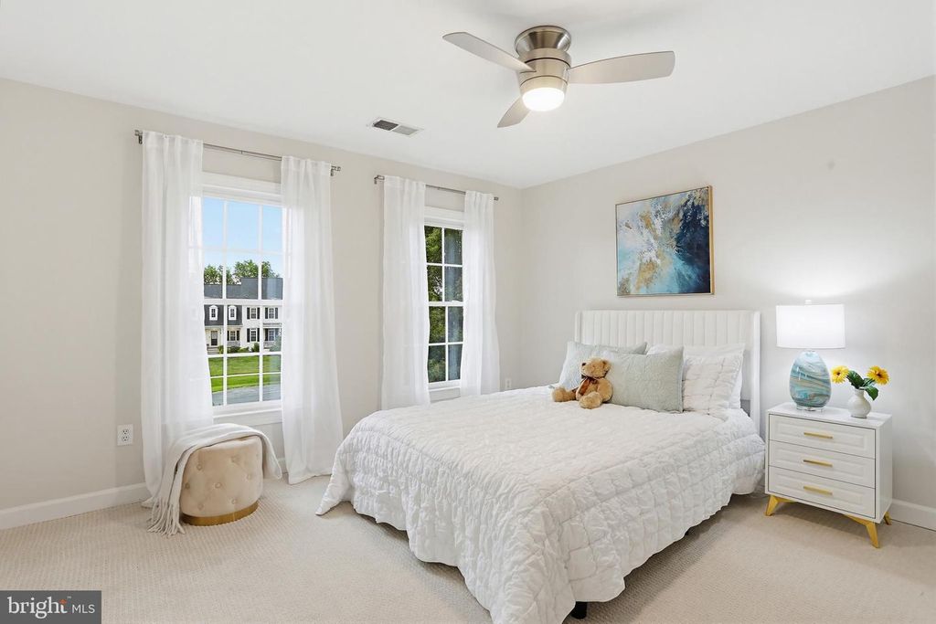 Image 42 of property listing at 16502 HARBOUR TOWN DR, Ashton, MD 20861