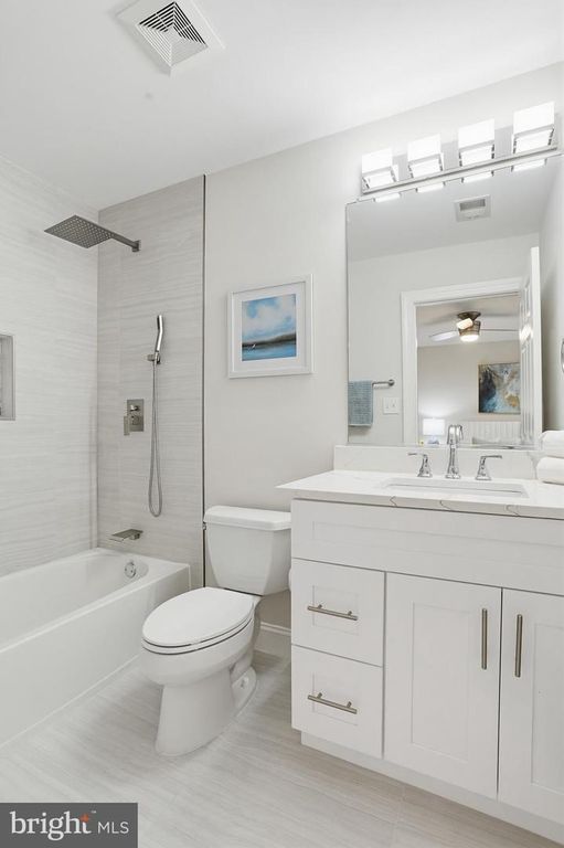 Image 46 of property listing at 16502 HARBOUR TOWN DR, Ashton, MD 20861