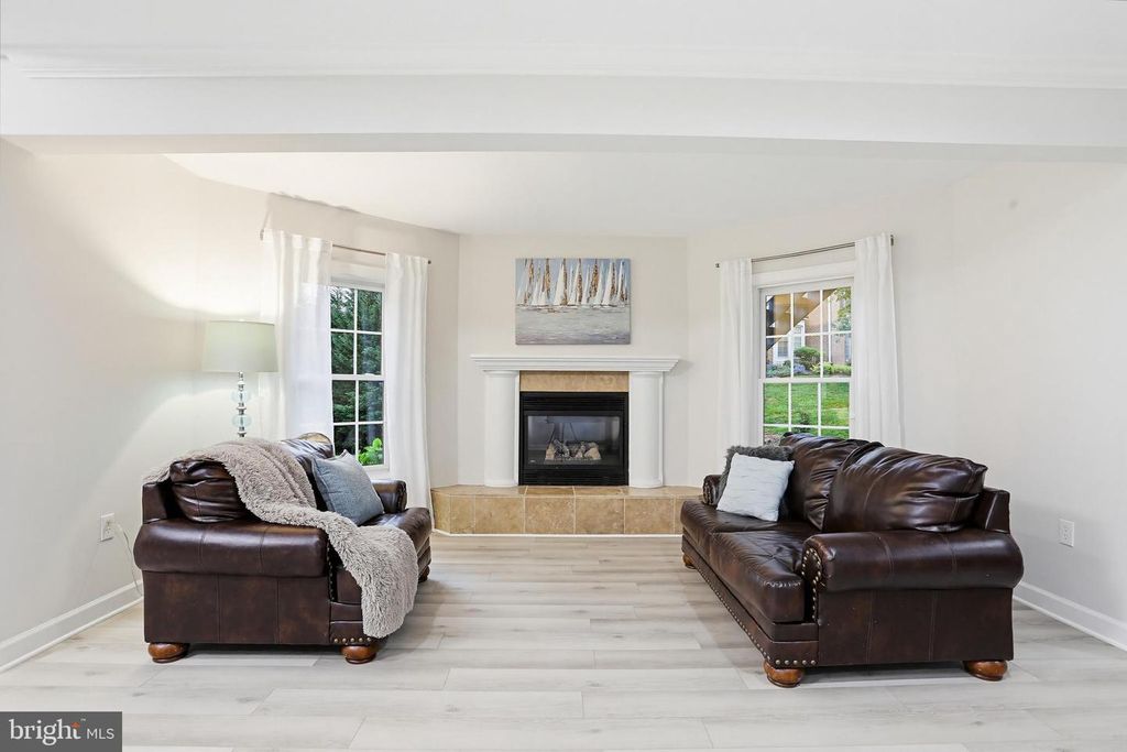 Image 53 of property listing at 16502 HARBOUR TOWN DR, Ashton, MD 20861