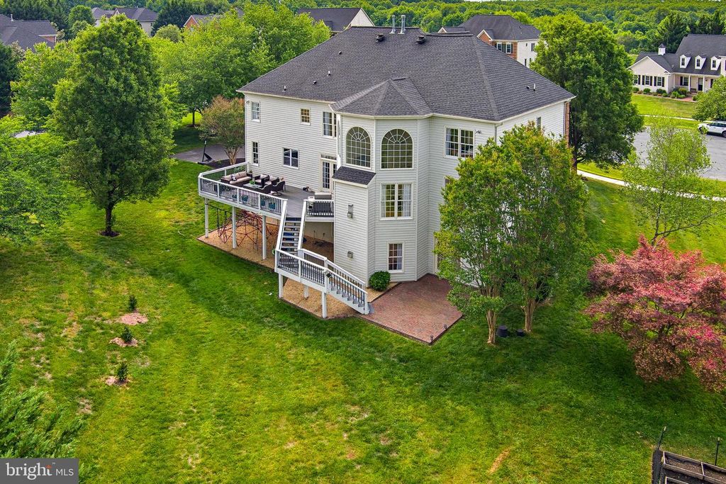 Image 58 of property listing at 16502 HARBOUR TOWN DR, Ashton, MD 20861