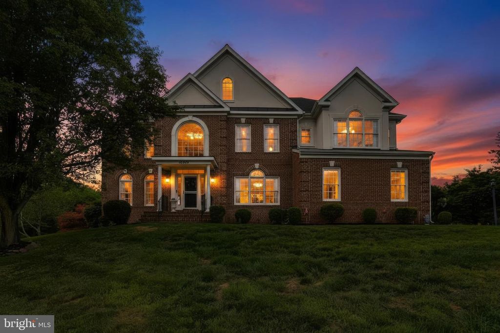 Image 70 of property listing at 16502 HARBOUR TOWN DR, Ashton, MD 20861