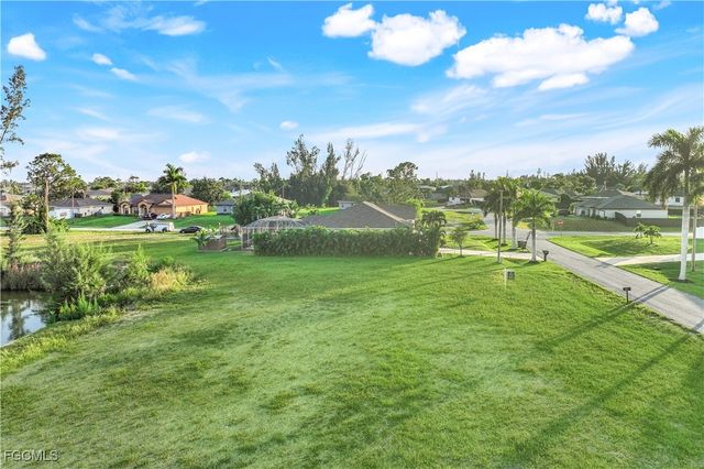 1305 NW 20th CT, Cape Coral, FL 33993