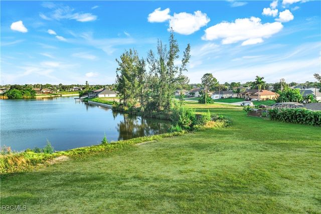 1305 NW 20th CT, Cape Coral, FL 33993