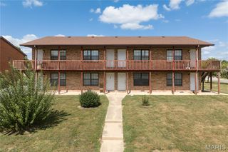 1 Pheasantwood Drive, Belleville, IL 62226