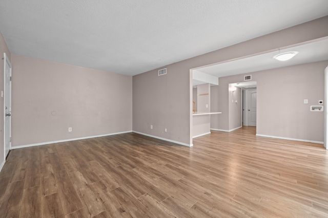 2124 Burton DR 204, Austin, TX 78741