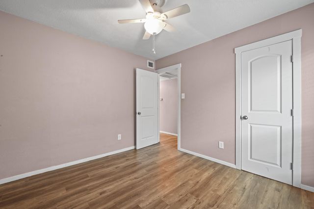 2124 Burton DR 204, Austin, TX 78741