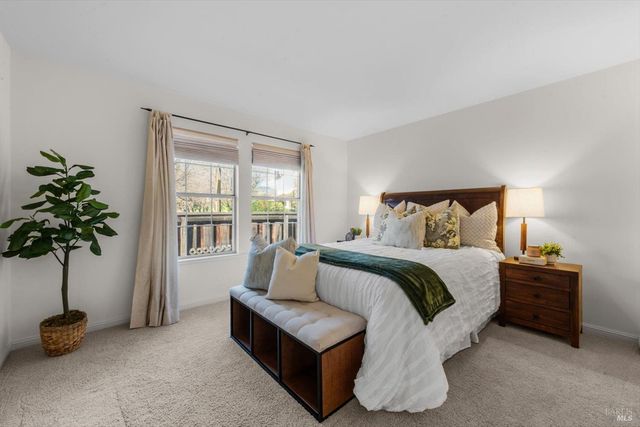 2004 Oak Cir, Yountville, CA 94599