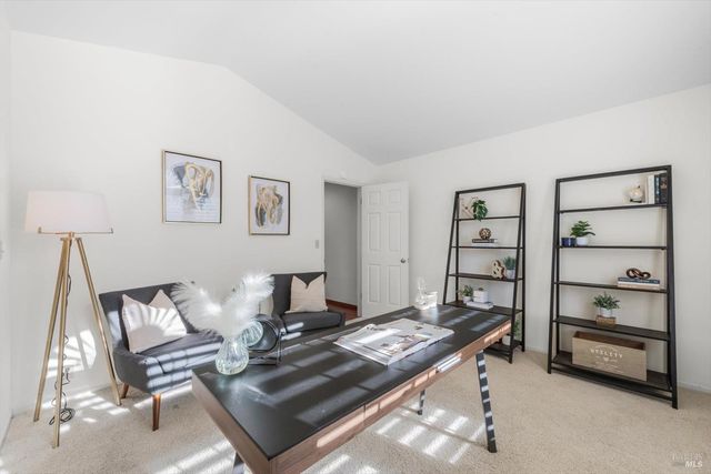 2004 Oak Cir, Yountville, CA 94599