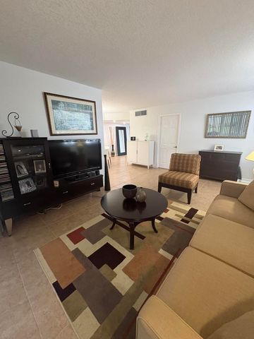 9200 Lime Bay Boulevard, Tamarac, FL 33321
