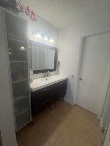 9200 Lime Bay Boulevard, Tamarac, FL 33321