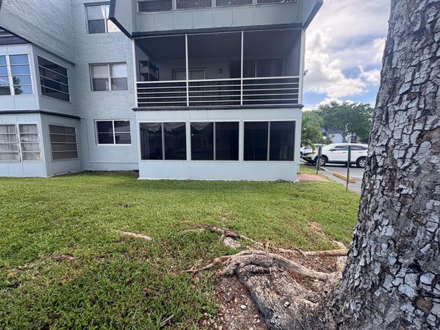 9200 Lime Bay Boulevard, Tamarac, FL 33321