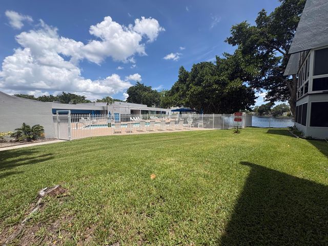 9200 Lime Bay Boulevard, Tamarac, FL 33321