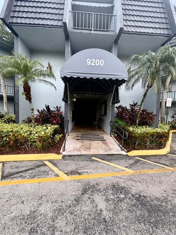 9200 Lime Bay Boulevard, Tamarac, FL 33321