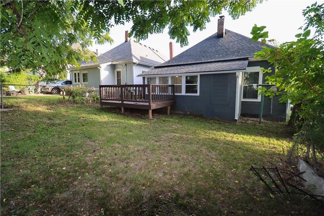 1052 Cleveland Avenue, Kansas City, KS 66101