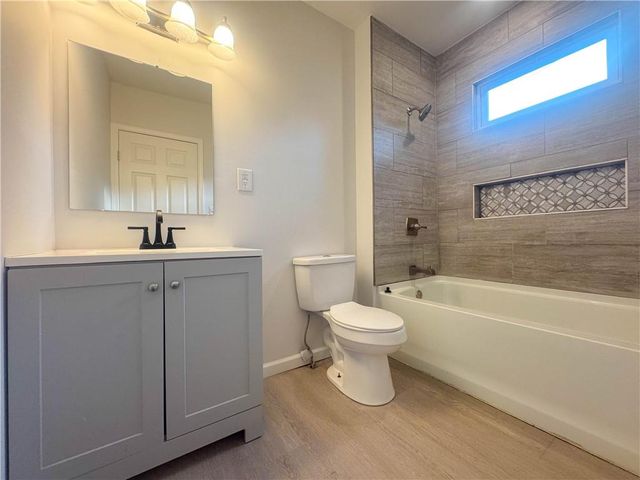 1052 Cleveland Avenue, Kansas City, KS 66101