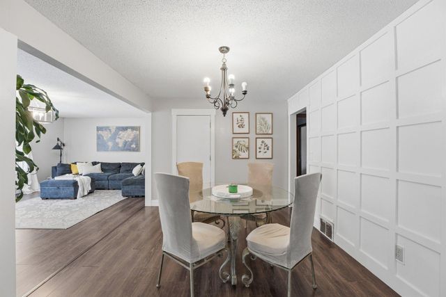 8867 154th Street W, Prior Lake, MN 55372