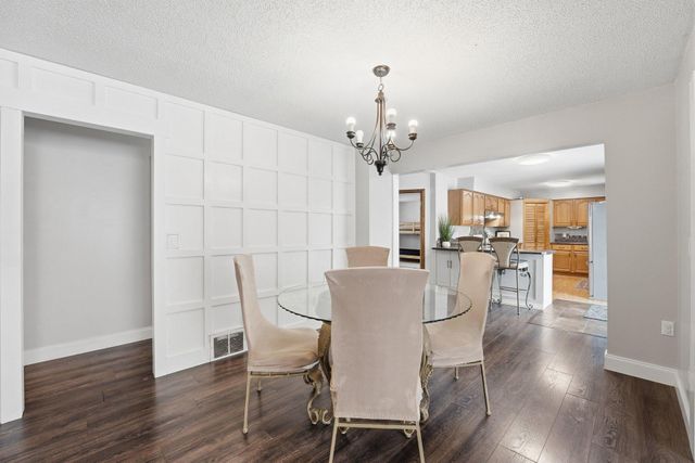 8867 154th Street W, Prior Lake, MN 55372