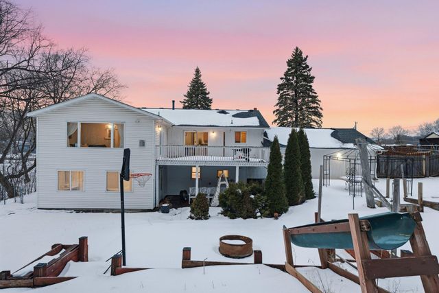 8867 154th Street W, Prior Lake, MN 55372