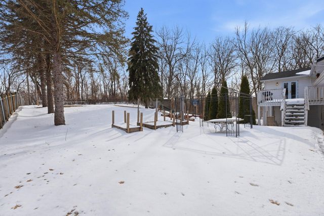 8867 154th Street W, Prior Lake, MN 55372