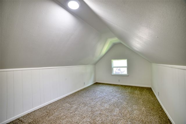 123 Modoc Trail, Gainesville, TX 76240
