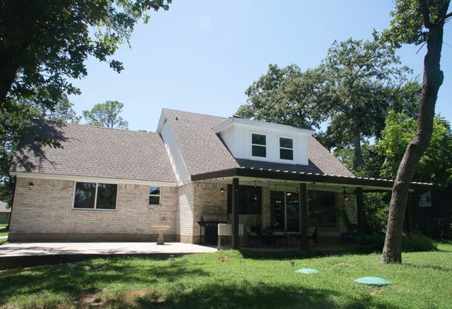 123 Modoc Trail, Gainesville, TX 76240
