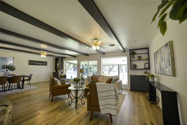 123 Modoc Trail, Gainesville, TX 76240