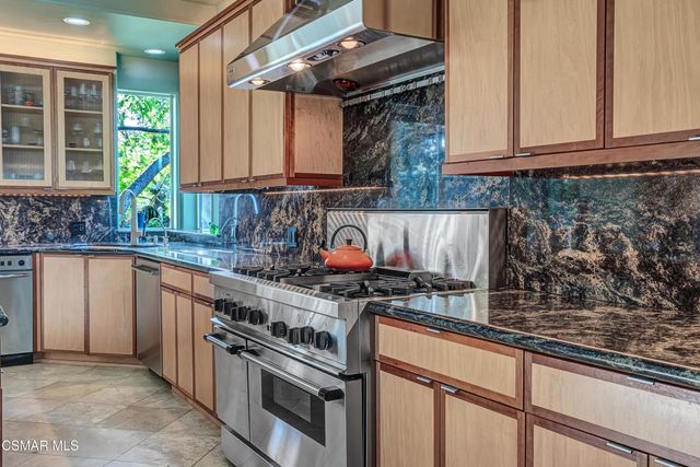 419 Helga Court, Newbury Park, CA 91320