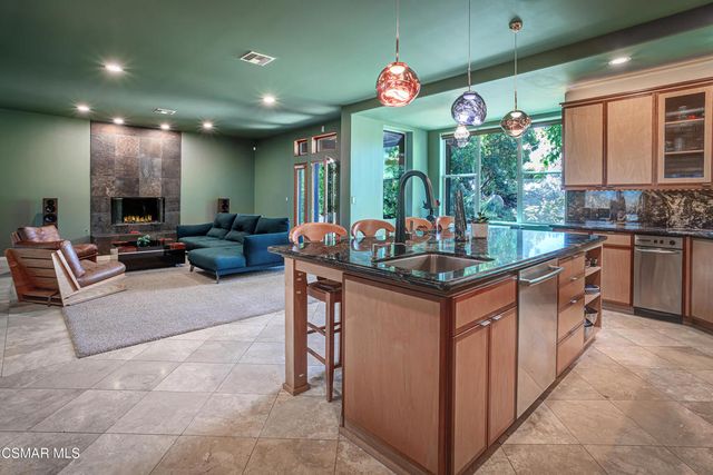 419 Helga Court, Newbury Park, CA 91320