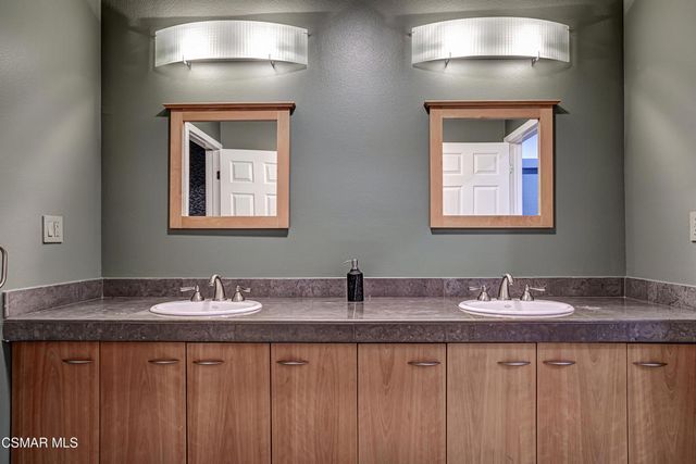 419 Helga Court, Newbury Park, CA 91320