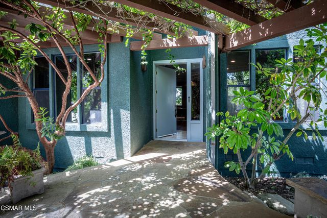 419 Helga Court, Newbury Park, CA 91320