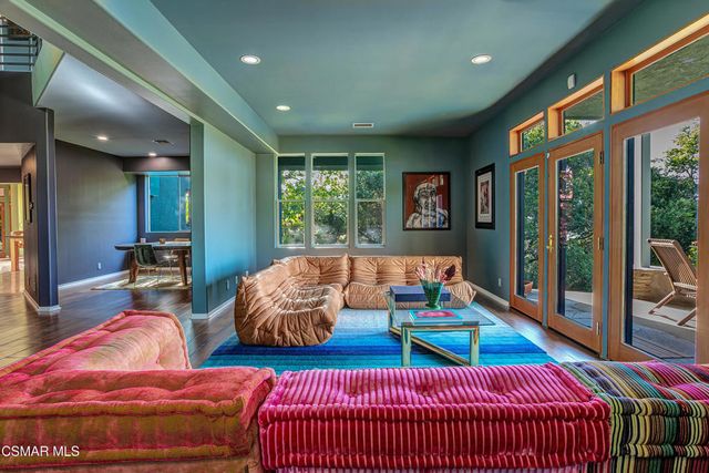 419 Helga Court, Newbury Park, CA 91320