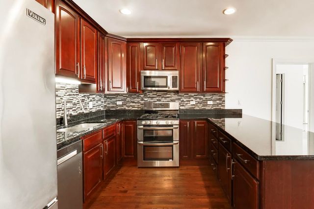 5321 N Lincoln Avenue 3E, Chicago, IL 60625