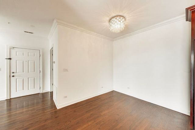 5321 N Lincoln Avenue 3E, Chicago, IL 60625