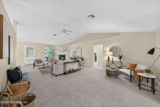1254 MCGIRTS CREEK Drive, Jacksonville, FL 32221