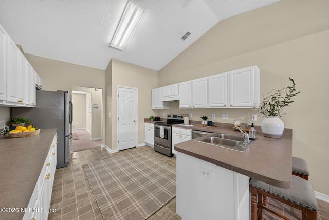 1254 MCGIRTS CREEK Drive, Jacksonville, FL 32221