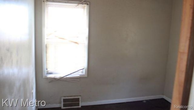 19205 Mccormick Street, Detroit, MI 48224