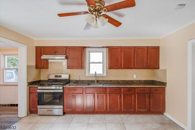 37 Newark Pompton Tpke, Little Falls Twp., NJ 07424