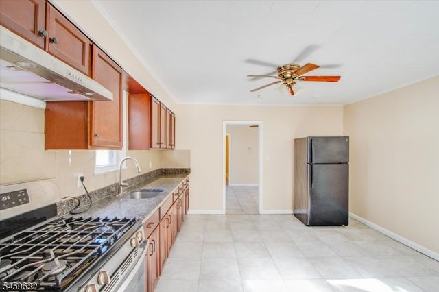 37 Newark Pompton Tpke, Little Falls Twp., NJ 07424