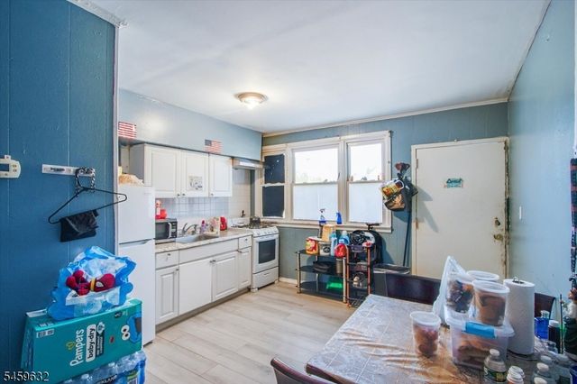 37 Newark Pompton Tpke, Little Falls Twp., NJ 07424