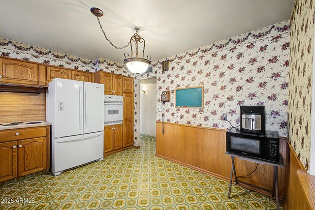 1522 W 7TH Street, Tempe, AZ 85281